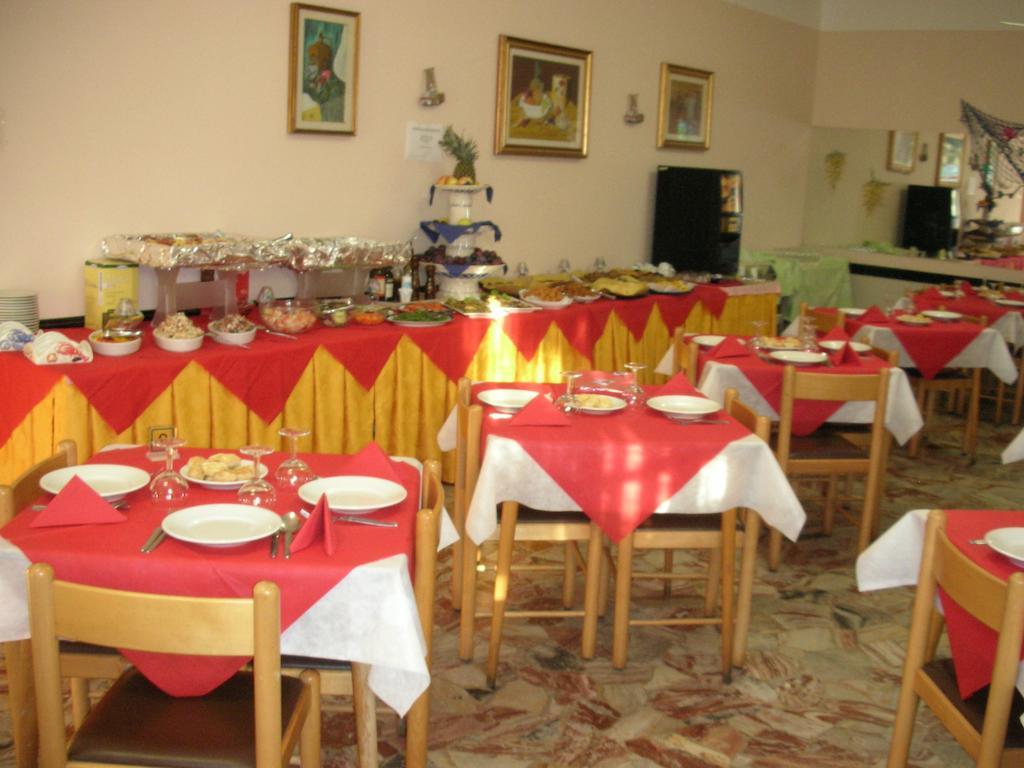 Hotel Gemma Rimini Exteriör bild